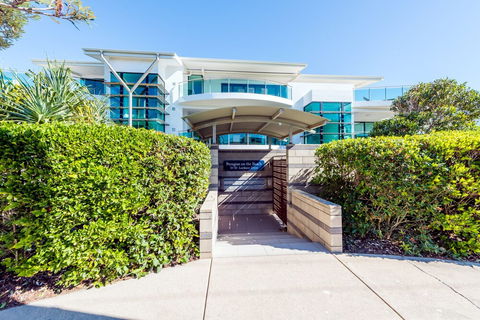 Stylish Beach Side Apartment Unit 5 33 Lorikeet Drive - Great Ocean Road Tourism 0