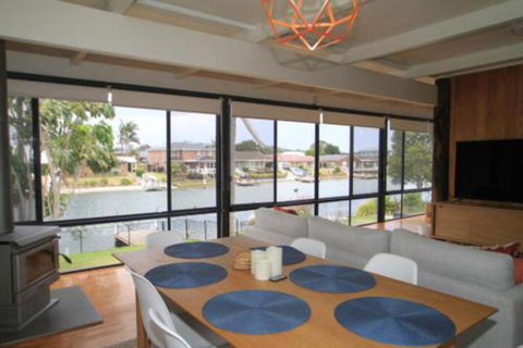Cater Waterfront - Great Ocean Road Tourism 0