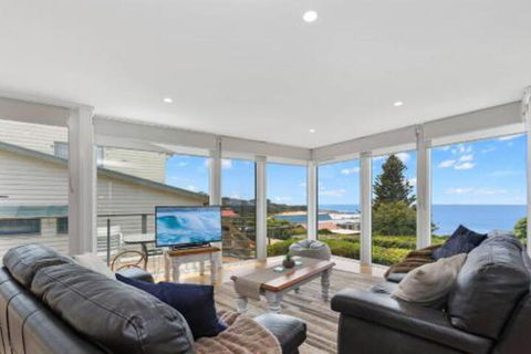 COASTAL HAVEN Panoramic Ocean Views - Great Ocean Road Tourism 0