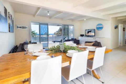 Seaview Getaway - Great Ocean Road Tourism 4