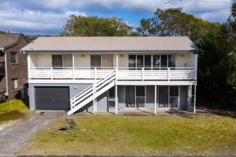 Seaview Getaway - Great Ocean Road Tourism 0