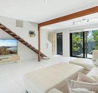 Cool Coastal Chic Noosaville - Great Ocean Road Tourism