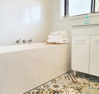 Marazul BEST DEAL Stone Bathtub WIFI Functional - Great Ocean Road Tourism