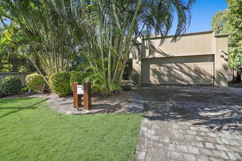 Home Away From Home, 38 Redwood Avenue, Marcus Beach, Noosa Area - Great Ocean Road Tourism 1