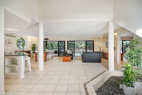 Home Away From Home, 38 Redwood Avenue, Marcus Beach, Noosa Area - Great Ocean Road Tourism 3