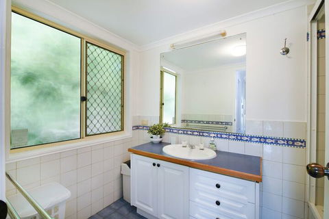 Blue Haven - 7 Egret Street - Great Ocean Road Tourism 3