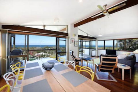 Sun Ray - 9 Pelican Street, Peregian Beach, Noosa Shire - Great Ocean Road Tourism 0
