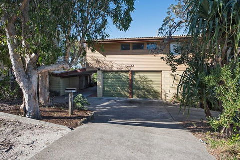 Sun Ray - 9 Pelican Street, Peregian Beach, Noosa Shire - Great Ocean Road Tourism 1