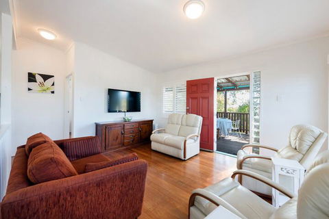 Heart Of Peregian, 19 Piper Street, Peregian Beach, Noosa Area - Great Ocean Road Tourism 5