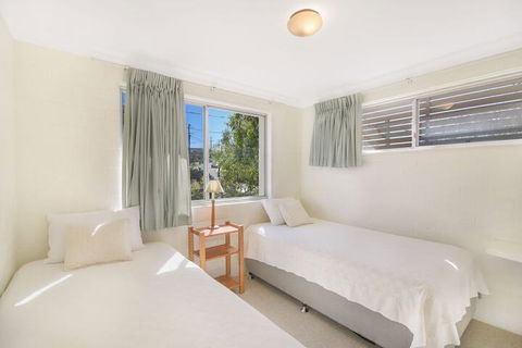 Unit 3 At 4 Pelican Street, Peregian Beach, Noosa Shire - Great Ocean Road Tourism 3