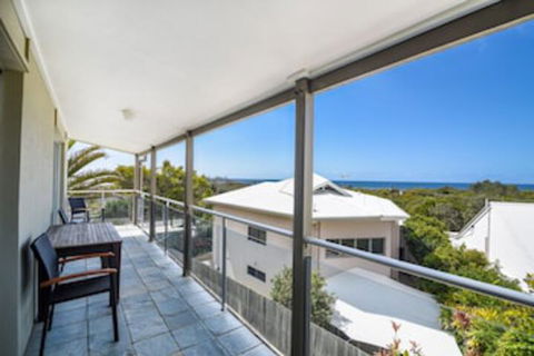 Unit 3 At 4 Pelican Street, Peregian Beach, Noosa Shire - Great Ocean Road Tourism 0