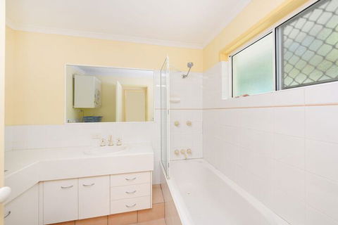 Sunbright 2/5 Petrel Street - Great Ocean Road Tourism 5
