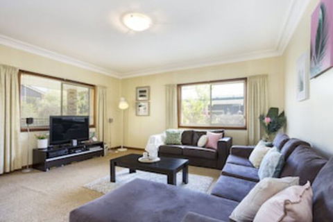 South Coast Getaway House Sleeping 8 Guests - Great Ocean Road Tourism 0