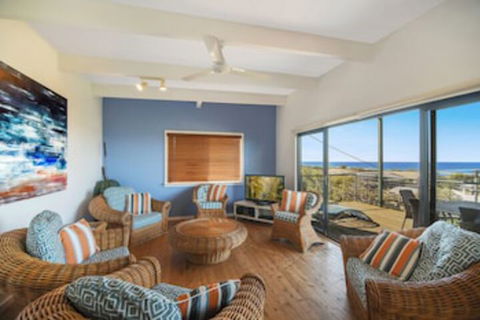 Peregian Beach House - 2/22 Avocet Parade - Great Ocean Road Tourism 0