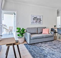 2 Bedroom Apt With Balcony  Air Con in Plympton - Great Ocean Road Tourism