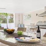 Saltwater Entertainers Paradise - Great Ocean Road Tourism 0