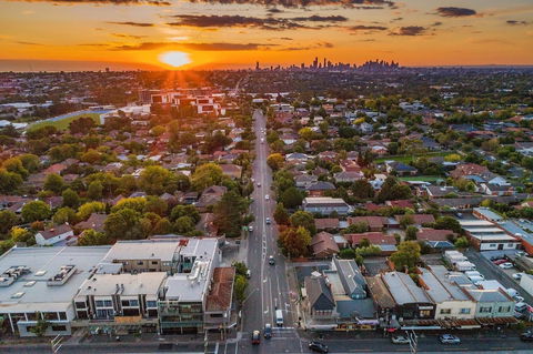 BOUTIQUE STAYS - Axel Apartments - Great Ocean Road Tourism 0