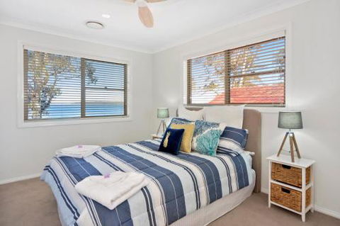 Adrift Retreat St. Georges Basin Waterfront Home - Great Ocean Road Tourism 3