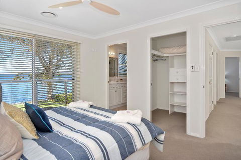 Adrift Retreat St. Georges Basin Waterfront Home - Great Ocean Road Tourism 4
