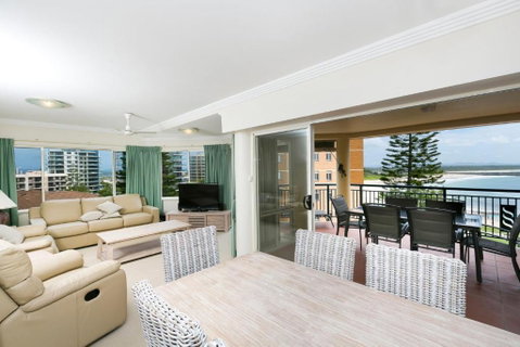 Whitesands Unit 402 34 38 North Street - Great Ocean Road Tourism 5