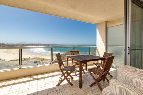 Beachpoint Unit 402 28 North Street - Great Ocean Road Tourism 2