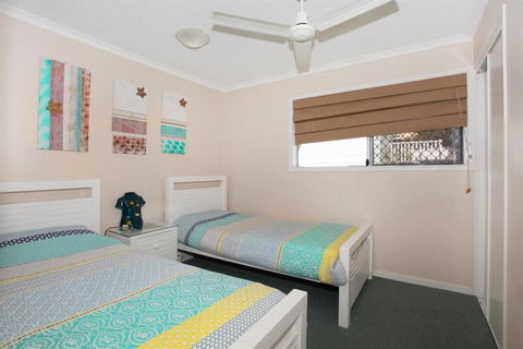 Unit 3 On The Park Coolum Beach - Great Ocean Road Tourism 5