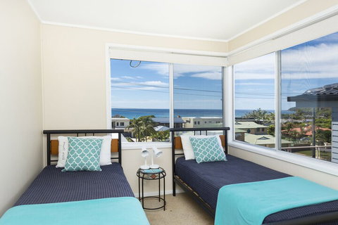 Beach Cottage - Great Ocean Road Tourism 1