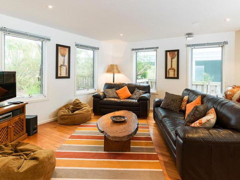 EVERGREEN BEACH HOUSE - Great Ocean Road Tourism 4