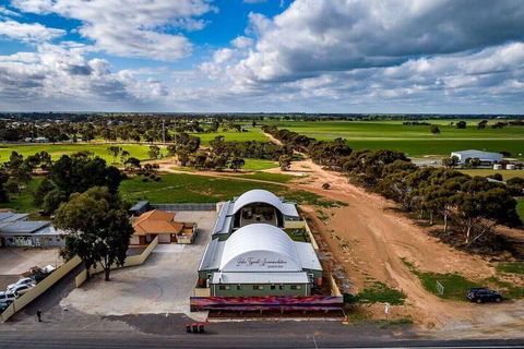 Lake Tyrrell Accommodation LTA - Great Ocean Road Tourism 1
