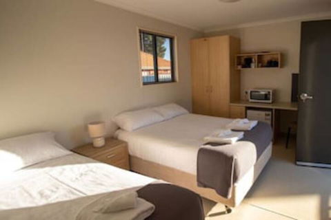 Lake Tyrrell Accommodation LTA - Great Ocean Road Tourism 7