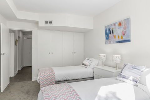 BOUTIQUE STAYS - Brighton By The Sea - Great Ocean Road Tourism 4