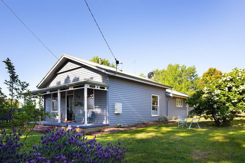 Wayward Cottage - Great Ocean Road Tourism 2