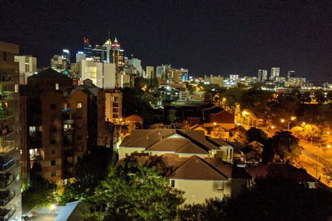 Stunning Two-storey Apartment In Perth's CBD - Great Ocean Road Tourism 3