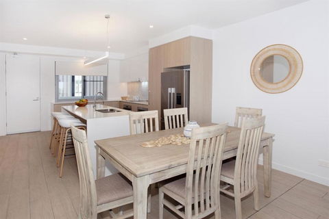 Drift Apartments Unit 406 - Great Ocean Road Tourism 2