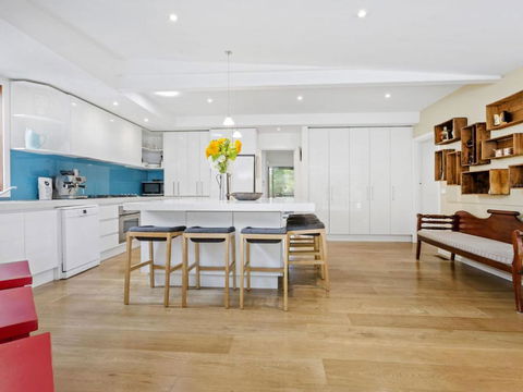 BIRDSONG MORNINGTON - Great Ocean Road Tourism 2