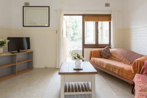 B6 Cafes & Restaurants Close To UWA - Great Ocean Road Tourism 0