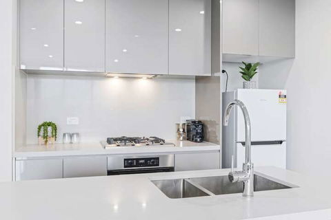 HomeHotel Luxury Apt With Shopping Mall Downstairs - Great Ocean Road Tourism 7