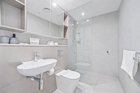 HomeHotel Luxury Apt With Shopping Mall Downstairs - Great Ocean Road Tourism 2