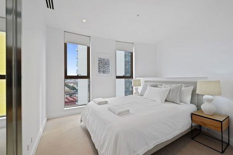HomeHotel Luxury Apt With Shopping Mall Downstairs - Great Ocean Road Tourism 1