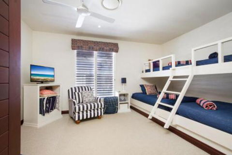4 Belmore Terrace - Great Ocean Road Tourism 0