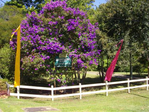 Koompartoo Homestead Cabin - Great Ocean Road Tourism 1