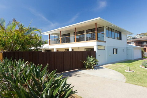 The Beach House At One Mile 6 Burrawong - Great Ocean Road Tourism 7