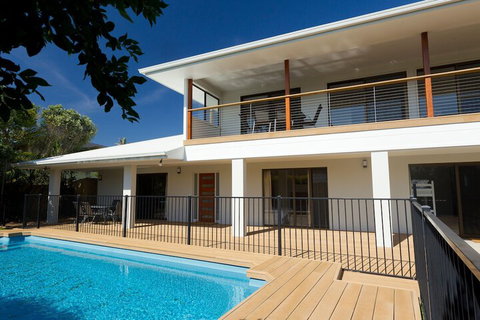 The Beach House At One Mile 6 Burrawong - Great Ocean Road Tourism 1