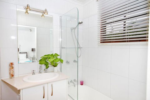 1 / 121 Park Crescent Coolum Beach - Great Ocean Road Tourism 2