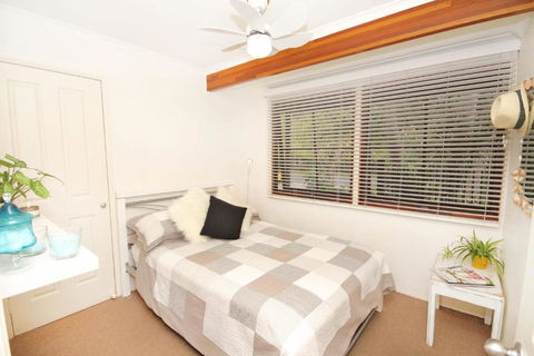 1 / 121 Park Crescent Coolum Beach - Great Ocean Road Tourism 6
