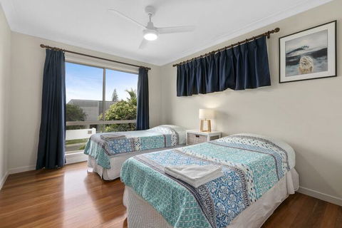 Sundance Pet Friendly Beach House In Peregian! 59 Lorikeet Drive - Great Ocean Road Tourism 7