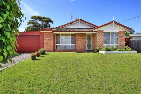 Kingfisher Pet Friendly 10 Mins To Hyams Beach - Great Ocean Road Tourism 0