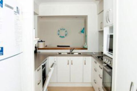 Families Escape To The Coast - Great Ocean Road Tourism 3