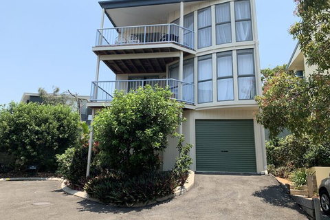 Stunning Beach Front Villa At Castaway Cove - Great Ocean Road Tourism 2