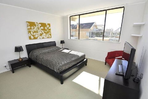 North Sydney Furnished Apartments - Great Ocean Road Tourism 4